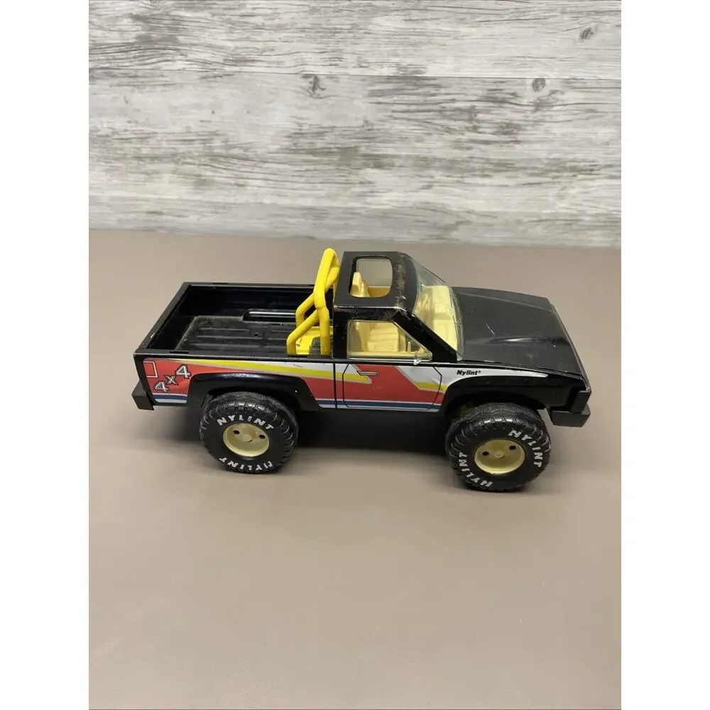 Vintage Nylint 4x4 Pickup Truck Pressed Steel‎ Big Tires USA